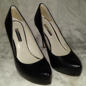 BCBG GENERATION PENNI PUMP PLATFORM